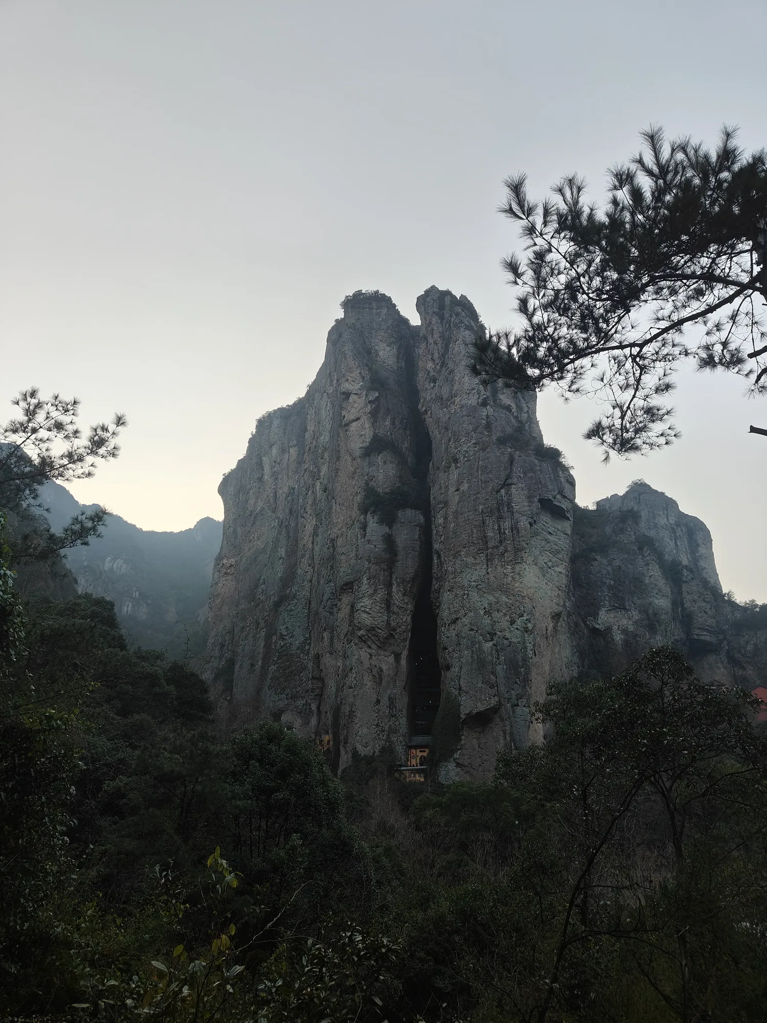 灵峰 2